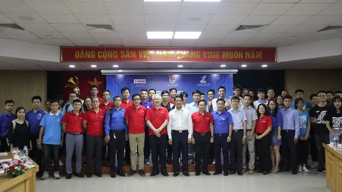 Khởi động cuộc thi về công nghệ ứng dụng cho sinh viên - Ảnh 1. Khởi động cuộc thi về công nghệ ứng dụng cho sinh viên - Ảnh 1.