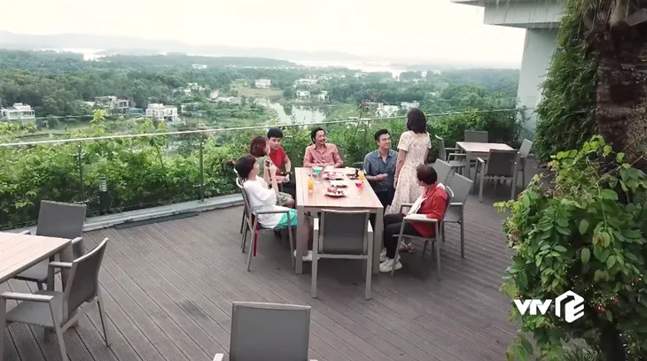 Về nhà đi con ngoại truyện - Tập cuối: Quốc cầu hôn Huệ, Thư có tin vui, Dương coi Bảo là người đặc biệt - Ảnh 20. Về nhà đi con ngoại truyện - Tập cuối: Quốc cầu hôn Huệ, Thư có tin vui, Dương coi Bảo là người đặc biệt - Ảnh 20.