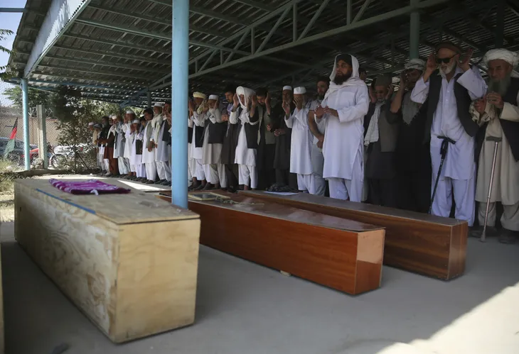 IS nhận tiến hành đánh bom đám cưới tại Afghanistan - Ảnh 6. IS nhận tiến hành đánh bom đám cưới tại Afghanistan - Ảnh 6.