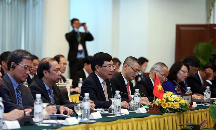 Kỳ họp 17 Ủy ban Hỗn hợp Việt Nam-Campuchia về Hợp tác Kinh tế, Văn hóa, Khoa học kỹ thuật - Ảnh 2. Kỳ họp 17 Ủy ban Hỗn hợp Việt Nam-Campuchia về Hợp tác Kinh tế, Văn hóa, Khoa học kỹ thuật - Ảnh 2.