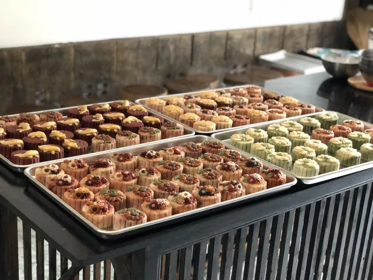 Nở rộ phong trào học làm bánh Trung thu hiện đại handmade - Ảnh 4. Nở rộ phong trào học làm bánh Trung thu hiện đại handmade - Ảnh 4.
