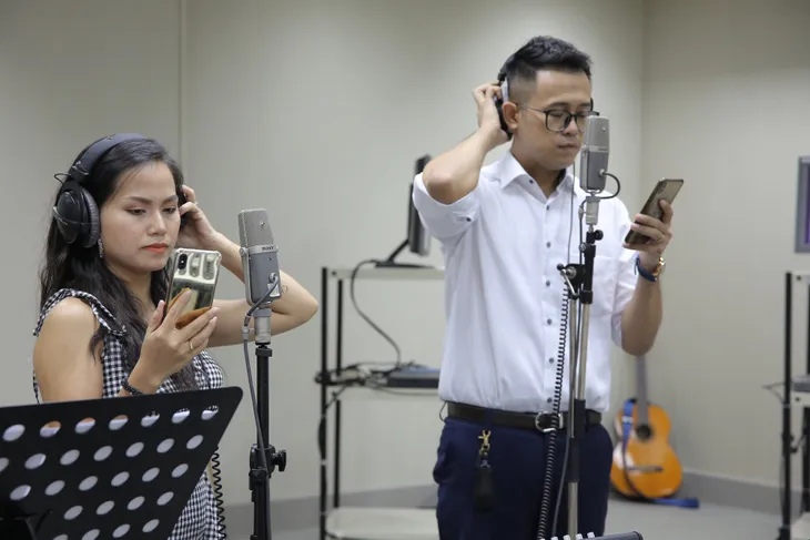 VTV Awards 2019: Chờ đợi màn hòa giọng của dàn MC VTV trong MV đầy thách thức - Ảnh 7. VTV Awards 2019: Chờ đợi màn hòa giọng của dàn MC VTV trong MV đầy thách thức - Ảnh 7.