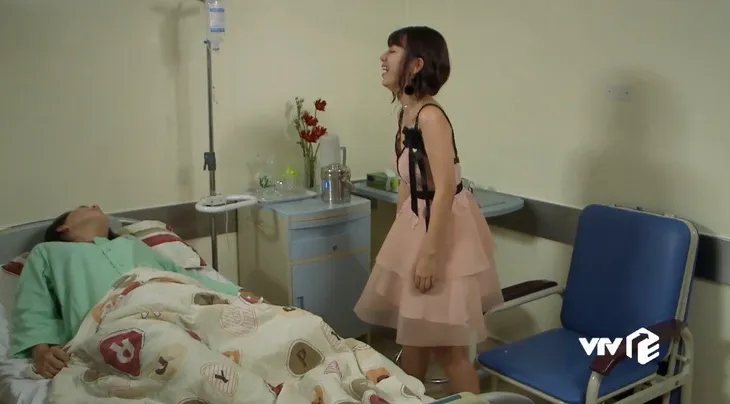 “Đánh cắp giấc mơ - Tập 25: Hải Vân lật bài ngửa, mẹ Khanh chết tức tưởi không nhắm mắt - Ảnh 7. “Đánh cắp giấc mơ - Tập 25: Hải Vân lật bài ngửa, mẹ Khanh chết tức tưởi không nhắm mắt - Ảnh 7.