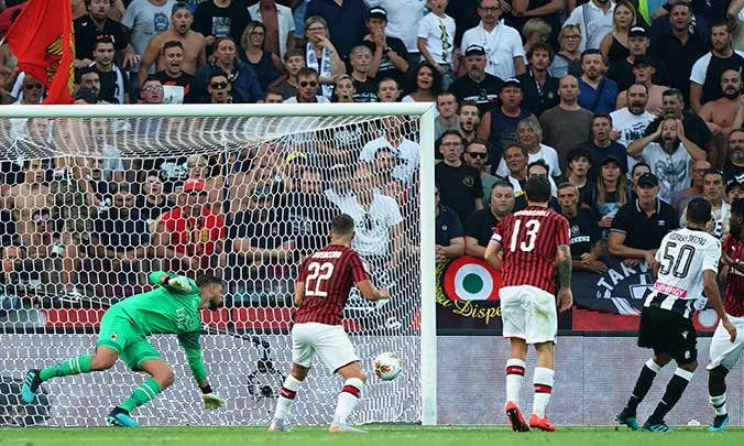 Udinese 1-0 AC Milan: Khởi đầu thất vọng của tân HLV Giampaolo - Ảnh 1. Udinese 1-0 AC Milan: Khởi đầu thất vọng của tân HLV Giampaolo - Ảnh 1.