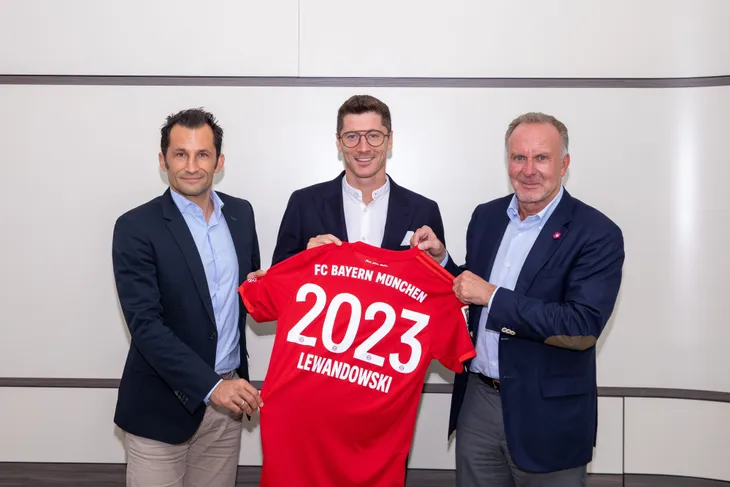 CHÍNH THỨC: Đã rõ tương lai của Robert Lewandowski tại Bayern Munich - Ảnh 1. CHÍNH THỨC: Đã rõ tương lai của Robert Lewandowski tại Bayern Munich - Ảnh 1.