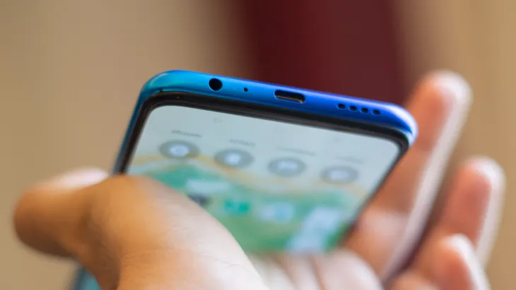 Realme XT: Smartphone đầu tiên có camera 64MP trình làng - Ảnh 3. Realme XT: Smartphone đầu tiên có camera 64MP trình làng - Ảnh 3.