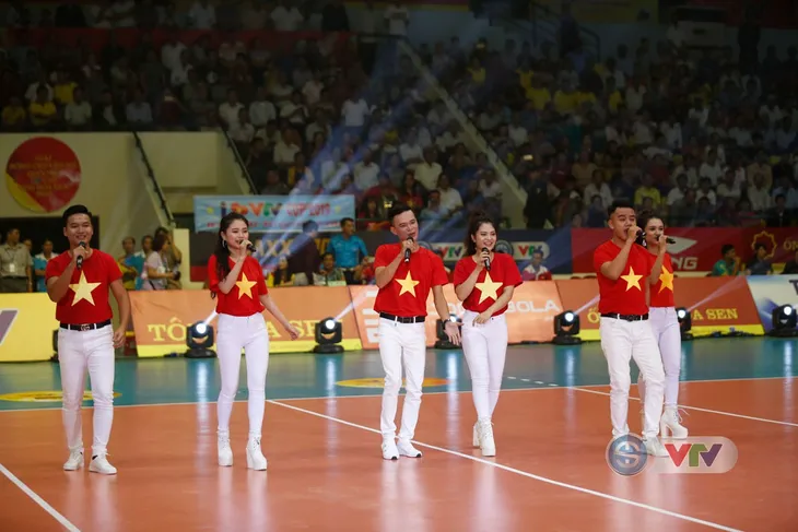 Ảnh: Những khoảnh khắc ấn tượng trong Lễ khai mạc Giải bóng chuyền nữ Quốc tế VTV Cup Tôn Hoa Sen 2019 - Ảnh 1. Ảnh: Những khoảnh khắc ấn tượng trong Lễ khai mạc Giải bóng chuyền nữ Quốc tế VTV Cup Tôn Hoa Sen 2019 - Ảnh 1.