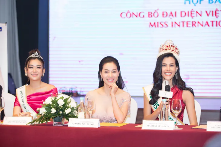 Á hậu Tường San đại diện Việt Nam dự thi Hoa hậu Quốc tế 2019 - Ảnh 1. Á hậu Tường San đại diện Việt Nam dự thi Hoa hậu Quốc tế 2019 - Ảnh 1.