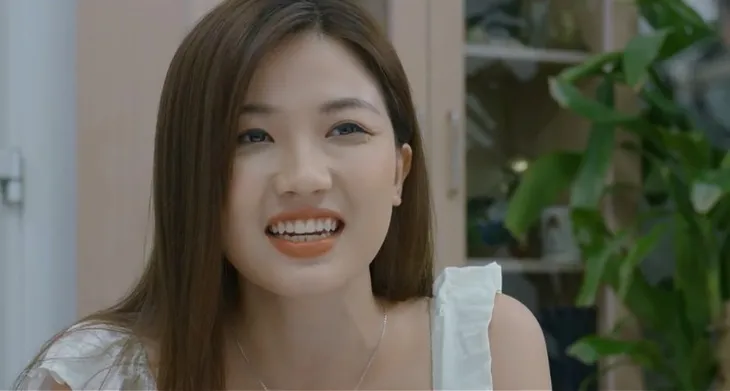 Hoa hồng trên ngực trái - Tập 8: Phát hiện mẹ chồng giả điên, San (Diệu Hương) cũng phát điên theo - Ảnh 4. Hoa hồng trên ngực trái - Tập 8: Phát hiện mẹ chồng giả điên, San (Diệu Hương) cũng phát điên theo - Ảnh 4.
