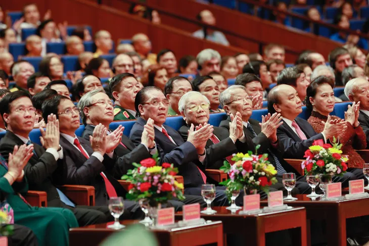 Di chúc của Chủ tịch Hồ Chí Minh là ngọn cờ quy tụ sức mạnh toàn dân tộc - Ảnh 1. Di chúc của Chủ tịch Hồ Chí Minh là ngọn cờ quy tụ sức mạnh toàn dân tộc - Ảnh 1.