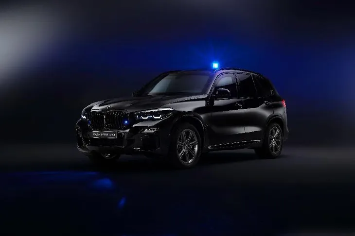 Ra mắt BMW X5 chống đạn dành cho VIP - Ảnh 1. Ra mắt BMW X5 chống đạn dành cho VIP - Ảnh 1.