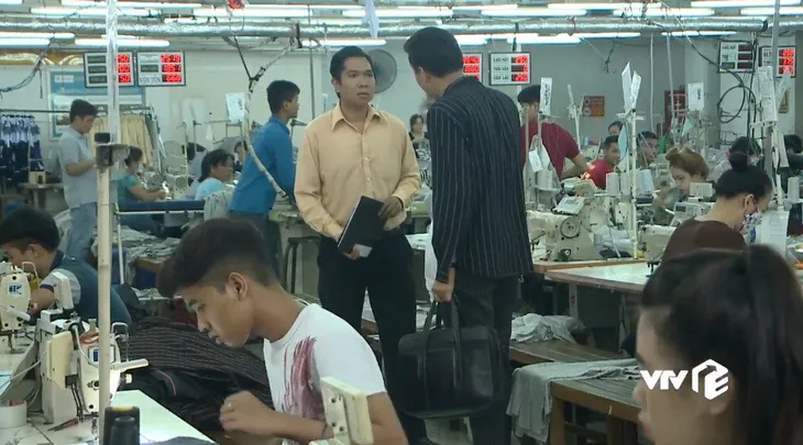 Đánh cắp giấc mơ - Tập 26: Chiếm hết tài sản của Bình, Hải Vân đá anh sang cho Khánh Quỳnh - Ảnh 5. Đánh cắp giấc mơ - Tập 26: Chiếm hết tài sản của Bình, Hải Vân đá anh sang cho Khánh Quỳnh - Ảnh 5.