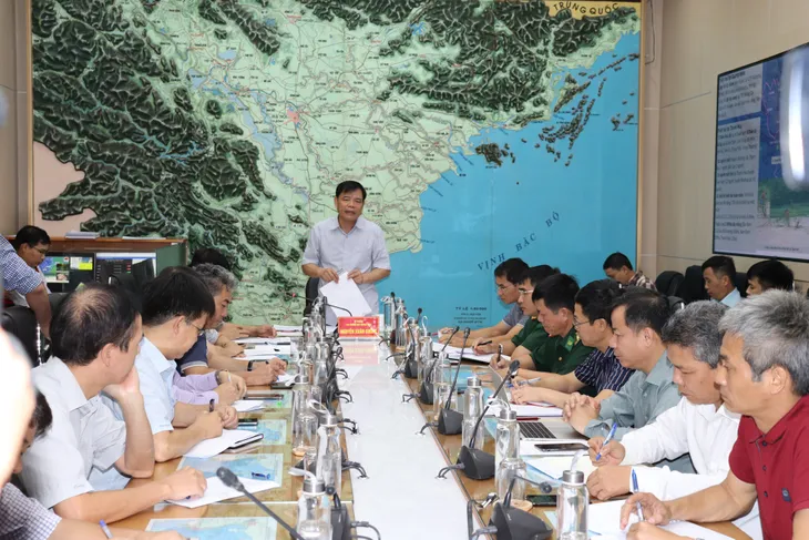 Khẩn trương tìm kiếm người mất tích, cứu trợ cho các khu vực bị cô lập ở Thanh Hóa - Ảnh 1. Khẩn trương tìm kiếm người mất tích, cứu trợ cho các khu vực bị cô lập ở Thanh Hóa - Ảnh 1.