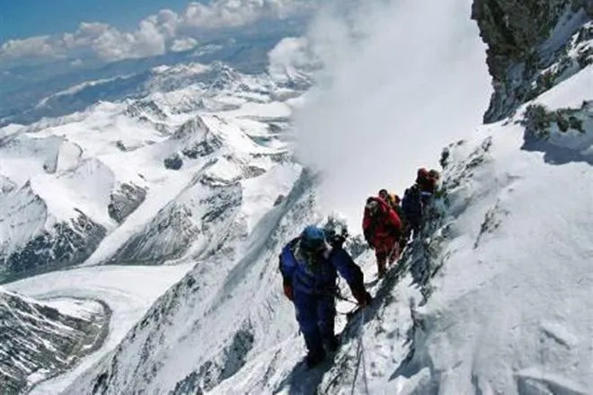 Khuyến cáo du khách Việt không leo núi Himalaya trong thời điểm này - Ảnh 1. Khuyến cáo du khách Việt không leo núi Himalaya trong thời điểm này - Ảnh 1.