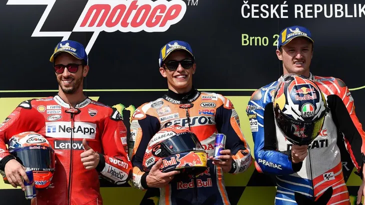 MotoGP: Marquez giành chiến thắng thứ 6 trong năm tại GP Cộng Hoà Séc - Ảnh 2. MotoGP: Marquez giành chiến thắng thứ 6 trong năm tại GP Cộng Hoà Séc - Ảnh 2.