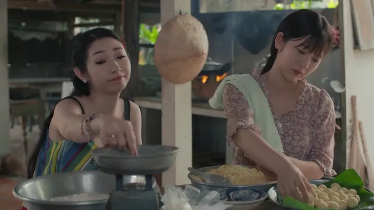 Bán chồng - Tập 5: Bị cả xóm bắt gặp ngủ với nhau, Vui quyết định cưới Nương gấp - Ảnh 5. Bán chồng - Tập 5: Bị cả xóm bắt gặp ngủ với nhau, Vui quyết định cưới Nương gấp - Ảnh 5.