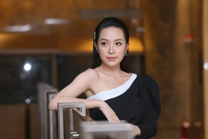 Dàn diễn viên xinh đẹp của Những nhân viên gương mẫu - Ảnh 5. Dàn diễn viên xinh đẹp của Những nhân viên gương mẫu - Ảnh 5.