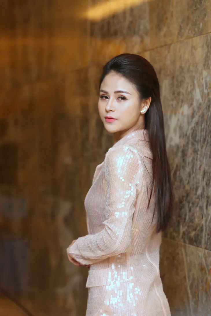 Dàn diễn viên xinh đẹp của Những nhân viên gương mẫu - Ảnh 3. Dàn diễn viên xinh đẹp của Những nhân viên gương mẫu - Ảnh 3.