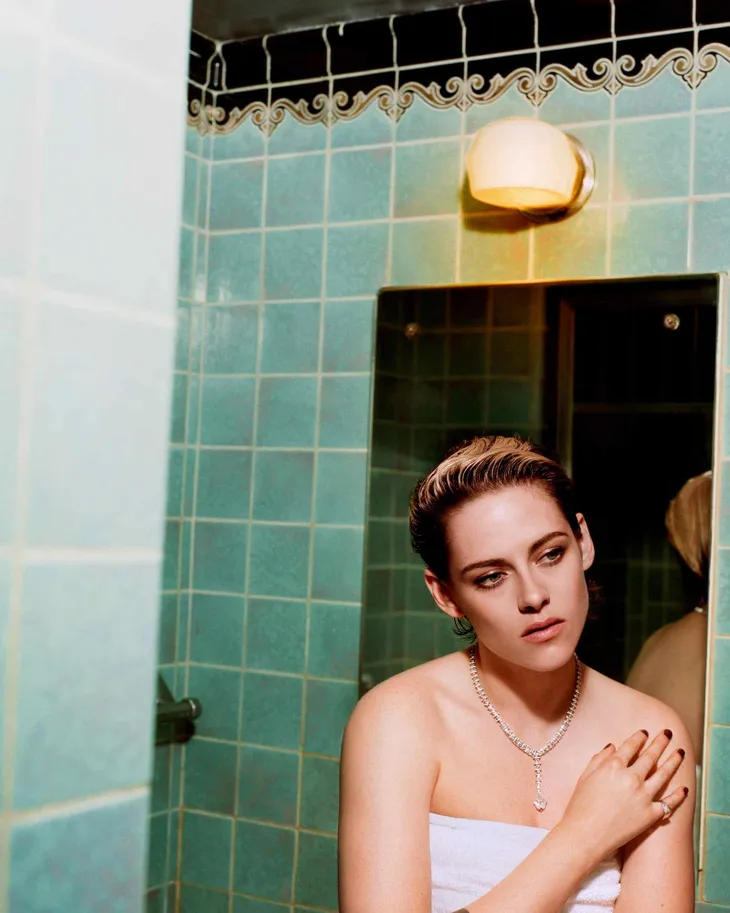 Kristen Stewart - Ngổ ngáo và sang trọng - Ảnh 8. Kristen Stewart - Ngổ ngáo và sang trọng - Ảnh 8.
