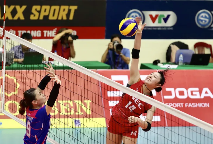 VTV Cup 2019: Thắng thuyết phục Phúc Kiến (Trung Quốc), NEC (Nhật Bản) sớm giành vé vào chung kết - Ảnh 4. VTV Cup 2019: Thắng thuyết phục Phúc Kiến (Trung Quốc), NEC (Nhật Bản) sớm giành vé vào chung kết - Ảnh 4.