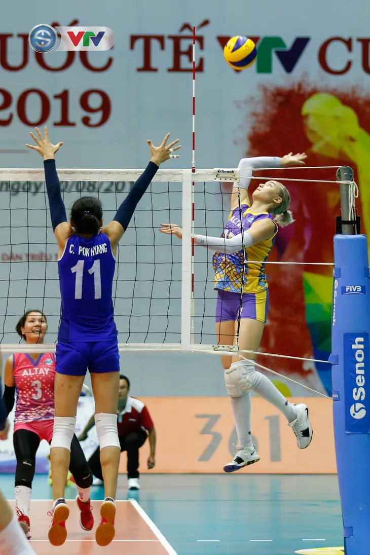 ẢNH: Những khoảnh khắc ấn tượng trong ngày thi đấu 8/8 VTV Cup Tôn Hoa Sen 2019 - Ảnh 9. ẢNH: Những khoảnh khắc ấn tượng trong ngày thi đấu 8/8 VTV Cup Tôn Hoa Sen 2019 - Ảnh 9.