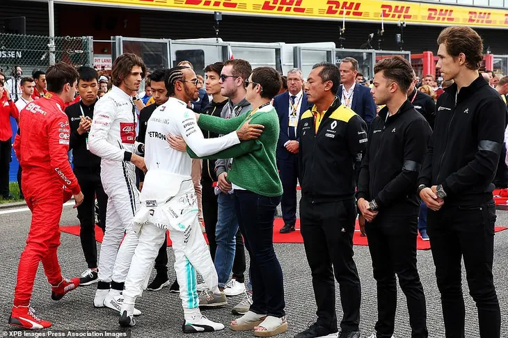 Đua xe F1: Charles Leclerc giành chiến thắng tại GP Bỉ - Ảnh 1. Đua xe F1: Charles Leclerc giành chiến thắng tại GP Bỉ - Ảnh 1.