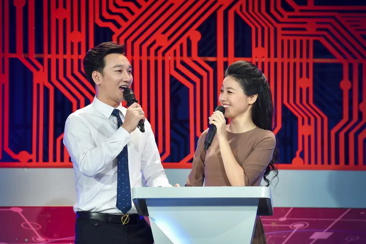 MC Hồng Nhung: “Được lọt vào top 5 MC ấn tượng VTV Awards 2019 là một điều quá hạnh phúc” - Ảnh 4. MC Hồng Nhung: “Được lọt vào top 5 MC ấn tượng VTV Awards 2019 là một điều quá hạnh phúc” - Ảnh 4.