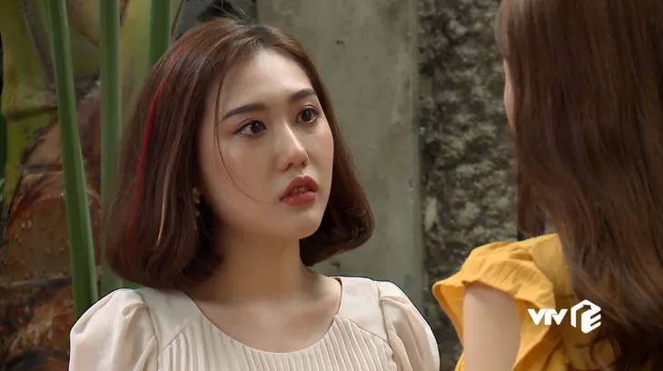 Đánh cắp giấc mơ - Tập 27: Không chỉ vu cho em dâu trộm hột xoàn, Thủy còn trơ trẽn lật bài ngửa với Khánh Quỳnh - Ảnh 12. Đánh cắp giấc mơ - Tập 27: Không chỉ vu cho em dâu trộm hột xoàn, Thủy còn trơ trẽn lật bài ngửa với Khánh Quỳnh - Ảnh 12.