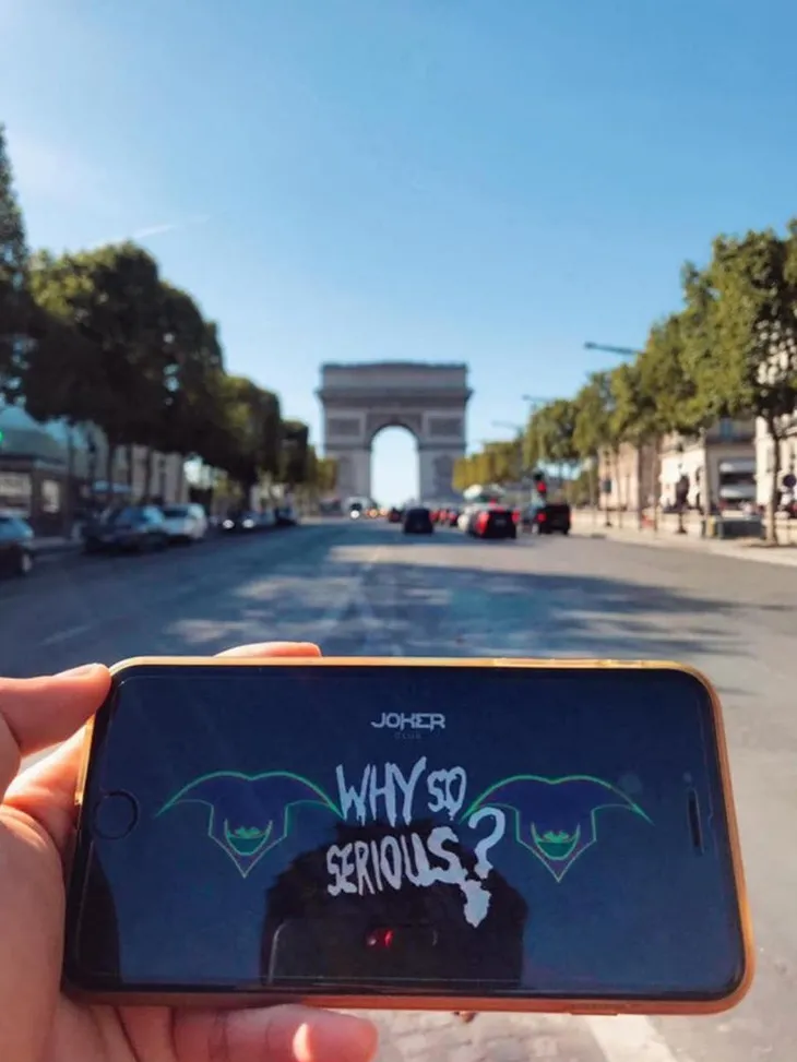 Giới trẻ phát sốt với trào lưu check-in với biểu tượng Why so serious - Ảnh 3. Giới trẻ phát sốt với trào lưu check-in với biểu tượng Why so serious - Ảnh 3.