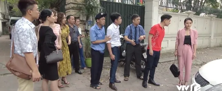 Những nhân viên gương mẫu - Tập 23: Xỉa xói nhân viên bồ bịch, bà Như Ý bị đáp trả thẳng mặt - Ảnh 5. Những nhân viên gương mẫu - Tập 23: Xỉa xói nhân viên bồ bịch, bà Như Ý bị đáp trả thẳng mặt - Ảnh 5.