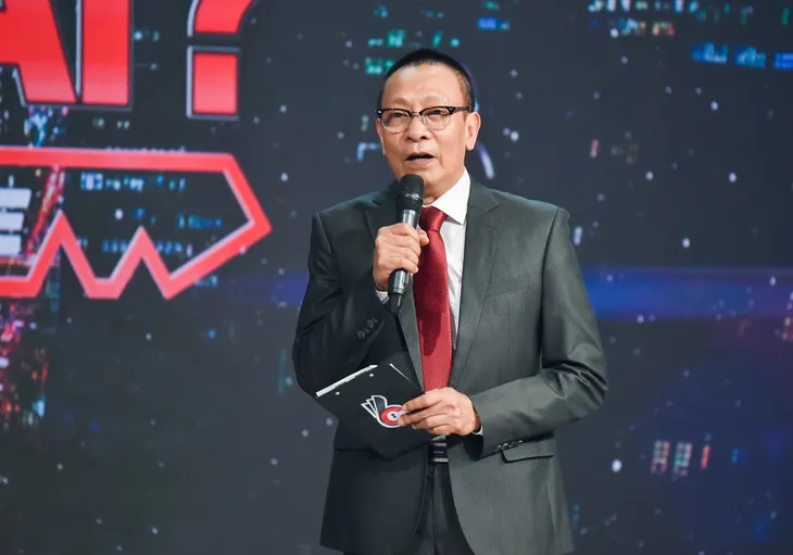 Cơ hội cho ai - Tập 1: Xuất hiện nhân vật khiến CEO Lưu Nga phải “chiến đấu tới cùng” - Ảnh 2. Cơ hội cho ai - Tập 1: Xuất hiện nhân vật khiến CEO Lưu Nga phải “chiến đấu tới cùng” - Ảnh 2.