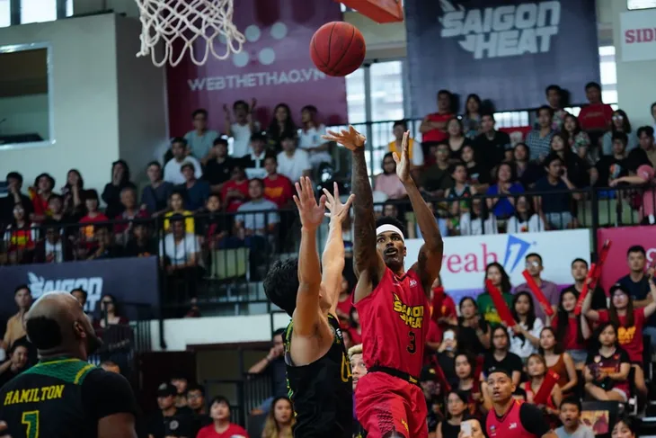 VBA Finals 2019 - game 4: Saigon Heat cân bằng tỉ số 2 - 2 - Ảnh 2. VBA Finals 2019 - game 4: Saigon Heat cân bằng tỉ số 2 - 2 - Ảnh 2.
