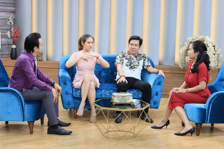 Đạo diễn Chánh Trực cảm động khi vợ sẵn sàng từ bỏ sự nghiệp vì chọn anh làm chồng - Ảnh 1. Đạo diễn Chánh Trực cảm động khi vợ sẵn sàng từ bỏ sự nghiệp vì chọn anh làm chồng - Ảnh 1.