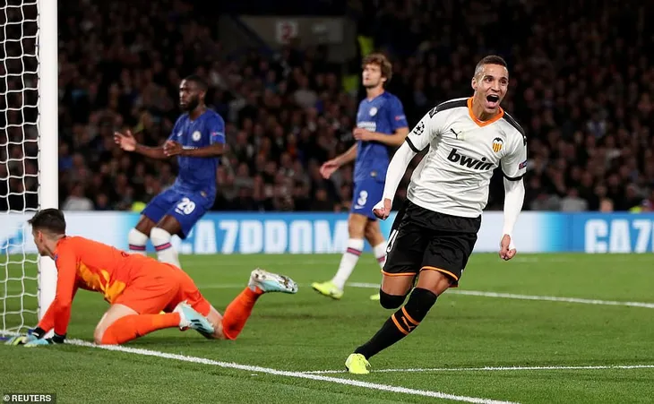 Kết quả Champions League sáng 18/9: Napoli hạ gục Liverpool, Barcelona chia điểm với Dortmund - Ảnh 4. Kết quả Champions League sáng 18/9: Napoli hạ gục Liverpool, Barcelona chia điểm với Dortmund - Ảnh 4.