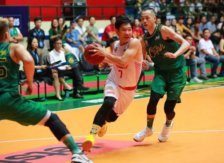VBA Finals 2019 - game 5: Saigon Heat giành ngôi vô địch lần đầu tiên - Ảnh 2. VBA Finals 2019 - game 5: Saigon Heat giành ngôi vô địch lần đầu tiên - Ảnh 2.