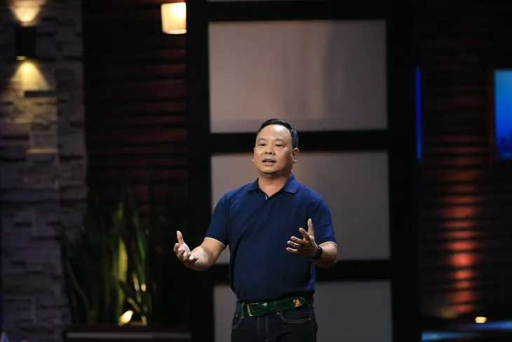 Shark Tank Việt Nam: Dàn “cá mập” sửng sốt vì bị startup “phũ” không cần suy nghĩ - Ảnh 2. Shark Tank Việt Nam: Dàn “cá mập” sửng sốt vì bị startup “phũ” không cần suy nghĩ - Ảnh 2.