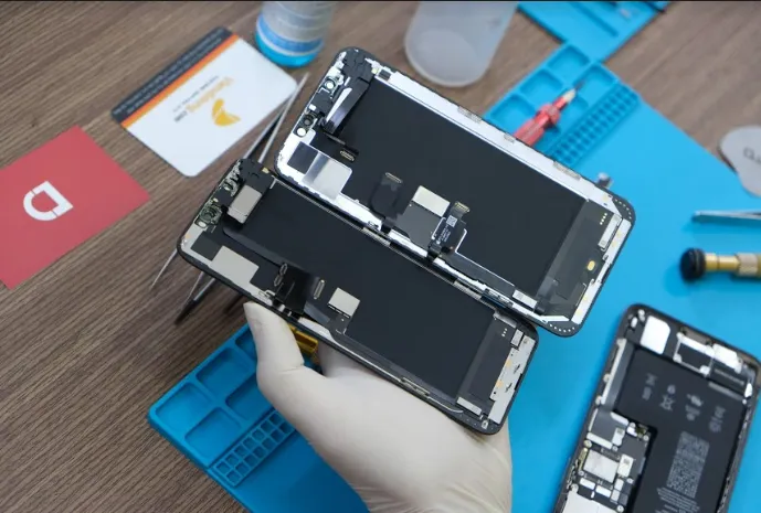 Mổ bụng iPhone 11 Pro Max trước ngày lên kệ - Ảnh 3. Mổ bụng iPhone 11 Pro Max trước ngày lên kệ - Ảnh 3.