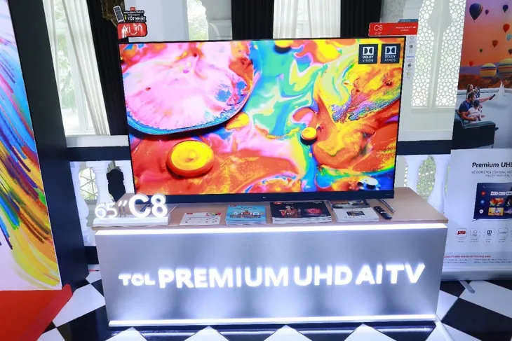 TCL chính thức ‘tái xuất’trên đường đua tivi thông minh với ‘chiến binh’ UHD AI TV C8 - Ảnh 1.
