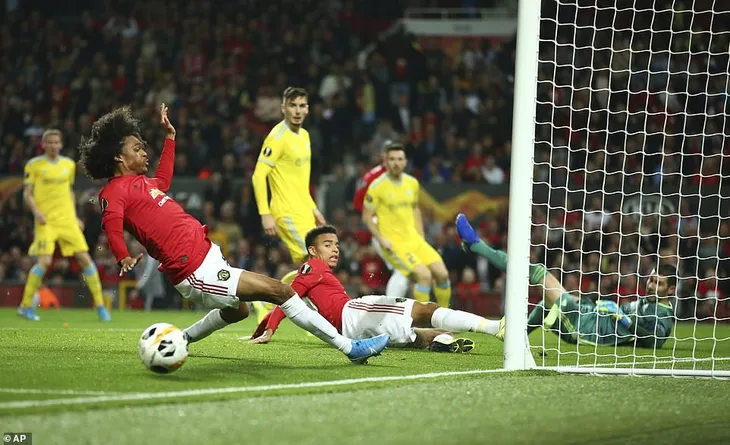 Man Utd vất vả giành 3 điểm đầu tiên tại Europa League - Ảnh 3. Man Utd vất vả giành 3 điểm đầu tiên tại Europa League - Ảnh 3.