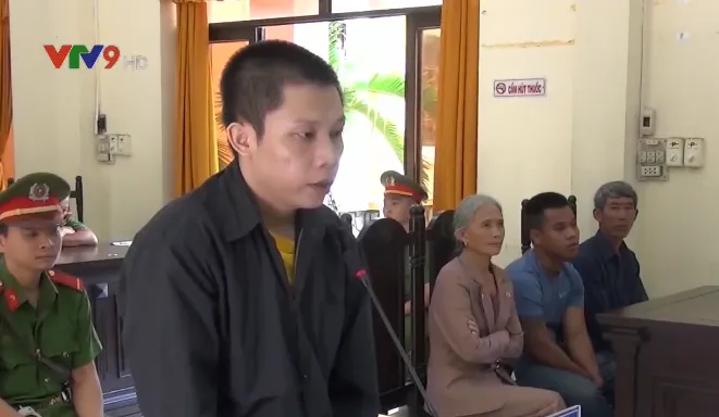 Người chết, kẻ vào tù vì điếu thuốc lá điện tử - Ảnh 1. Người chết, kẻ vào tù vì điếu thuốc lá điện tử - Ảnh 1.