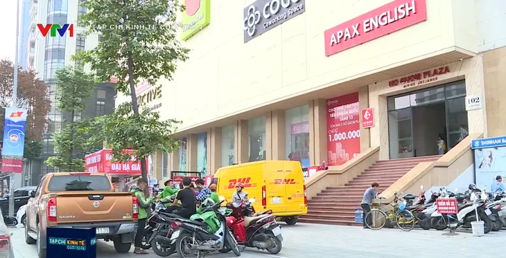 Khối đế thương mại ế ẩm: Vị trí tốt chưa hẳn mang đến thành công - Ảnh 1. Khối đế thương mại ế ẩm: Vị trí tốt chưa hẳn mang đến thành công - Ảnh 1.