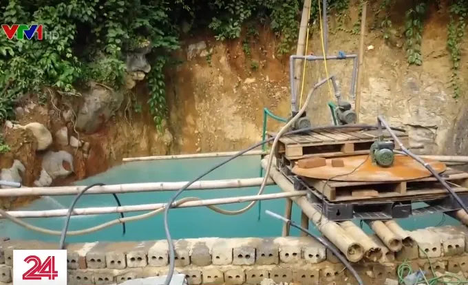 Ô nhiễm do đốt rác thải điện tử để lấy kim loại quý - Ảnh 2. Ô nhiễm do đốt rác thải điện tử để lấy kim loại quý - Ảnh 2.