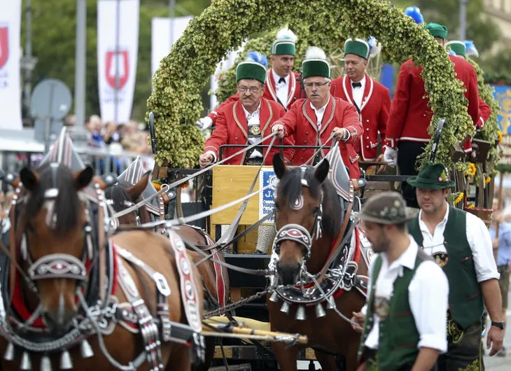 Tưng bừng lễ hội bia Oktoberfest 2019 - Ảnh 14.
