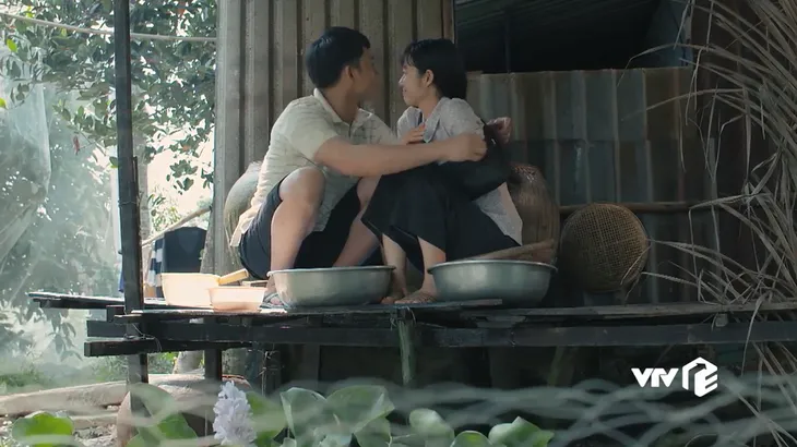 Bán chồng - Tập 19: Sau tất cả, Vui và Nương cũng trở thành vợ chồng thực sự - Ảnh 2. Bán chồng - Tập 19: Sau tất cả, Vui và Nương cũng trở thành vợ chồng thực sự - Ảnh 2.