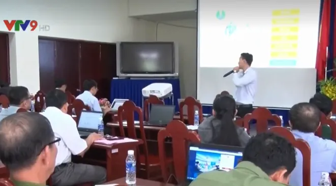 An Giang tiến đến cuộc họp không giấy - Ảnh 1. An Giang tiến đến cuộc họp không giấy - Ảnh 1.