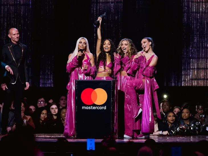 Brit Awards đề xuất loại bỏ hạng mục Nam/Nữ nghệ sĩ xuất sắc nhất - Ảnh 1. Brit Awards đề xuất loại bỏ hạng mục Nam/Nữ nghệ sĩ xuất sắc nhất - Ảnh 1.