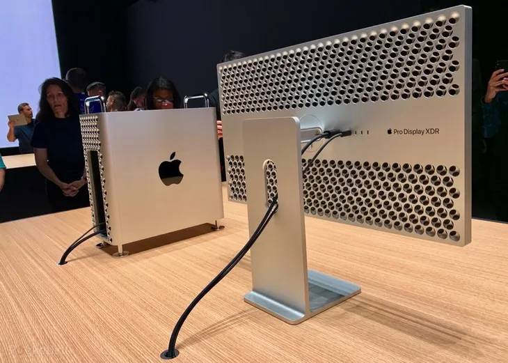 Apple sẽ sản xuất Mac Pro mới ở bang Texas để tránh thuế quan - Ảnh 1. Apple sẽ sản xuất Mac Pro mới ở bang Texas để tránh thuế quan - Ảnh 1.