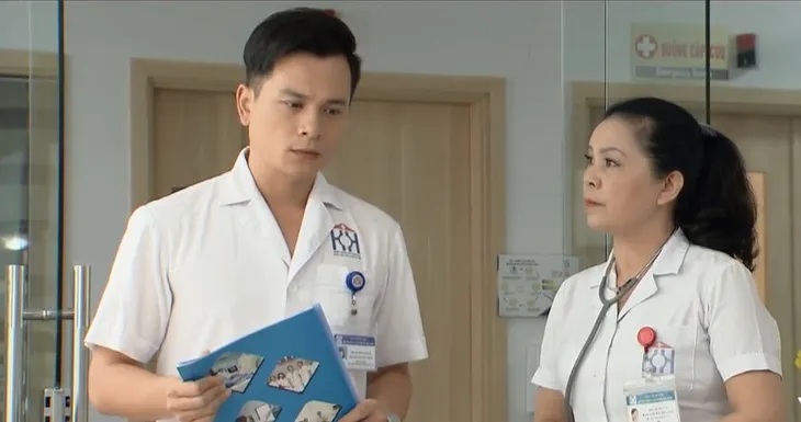 Những nhân viên gương mẫu - Tập 28: Nguyệt (Diễm Hương) càng ngày càng ngứa mắt với Chi (Kim Oanh) - Ảnh 3. Những nhân viên gương mẫu - Tập 28: Nguyệt (Diễm Hương) càng ngày càng ngứa mắt với Chi (Kim Oanh) - Ảnh 3.