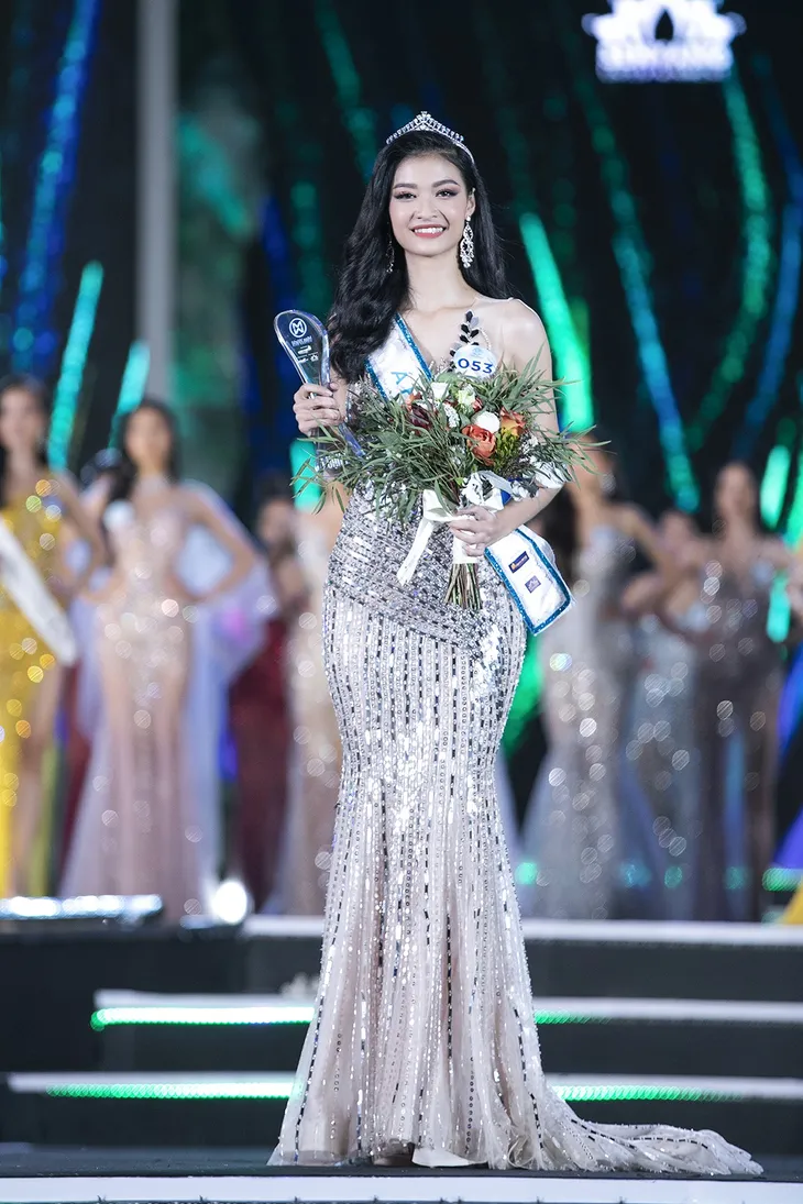 Miss Grand International tung clip tự giới thiệu của Á hậu Kiều Loan - Ảnh 13. Miss Grand International tung clip tự giới thiệu của Á hậu Kiều Loan - Ảnh 13.