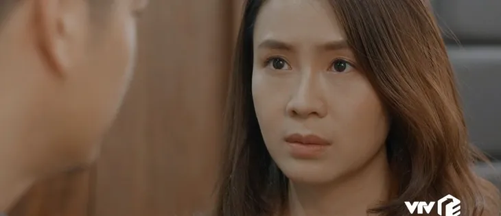 Hoa hồng trên ngực trái - Tập 16: Chửi Thái (Ngọc Quỳnh) là đồ cạn tàu ráo máng nhưng Khuê (Hồng Diễm) nhất quyết sẽ không ly hôn - Ảnh 9. Hoa hồng trên ngực trái - Tập 16: Chửi Thái (Ngọc Quỳnh) là đồ cạn tàu ráo máng nhưng Khuê (Hồng Diễm) nhất quyết sẽ không ly hôn - Ảnh 9.